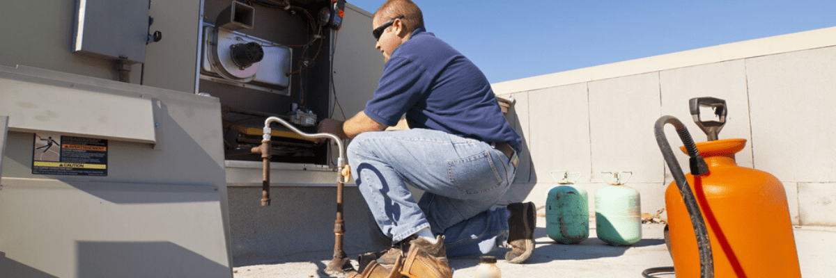 HVAC technician with EPA 608 certification